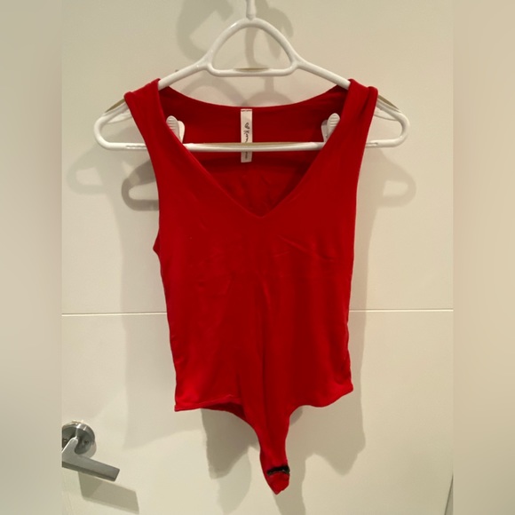 Tank top red bodysuit - Picture 1 of 3